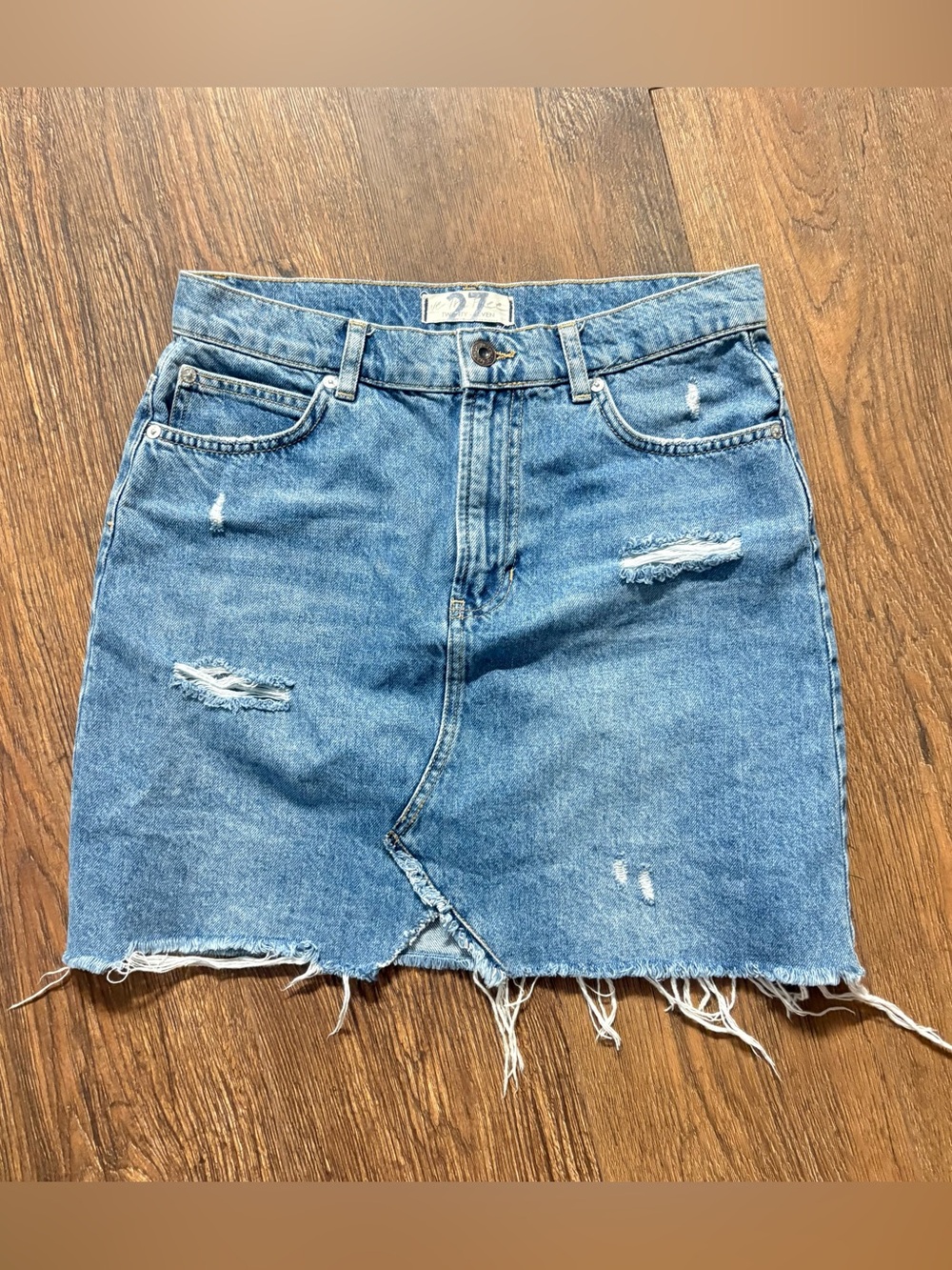 We The Free Distressed Jean Denim Mini Skirt sz 27